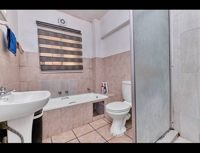 2 BEDROOM APARTMENT FOR SALE IN SUNDOWNER